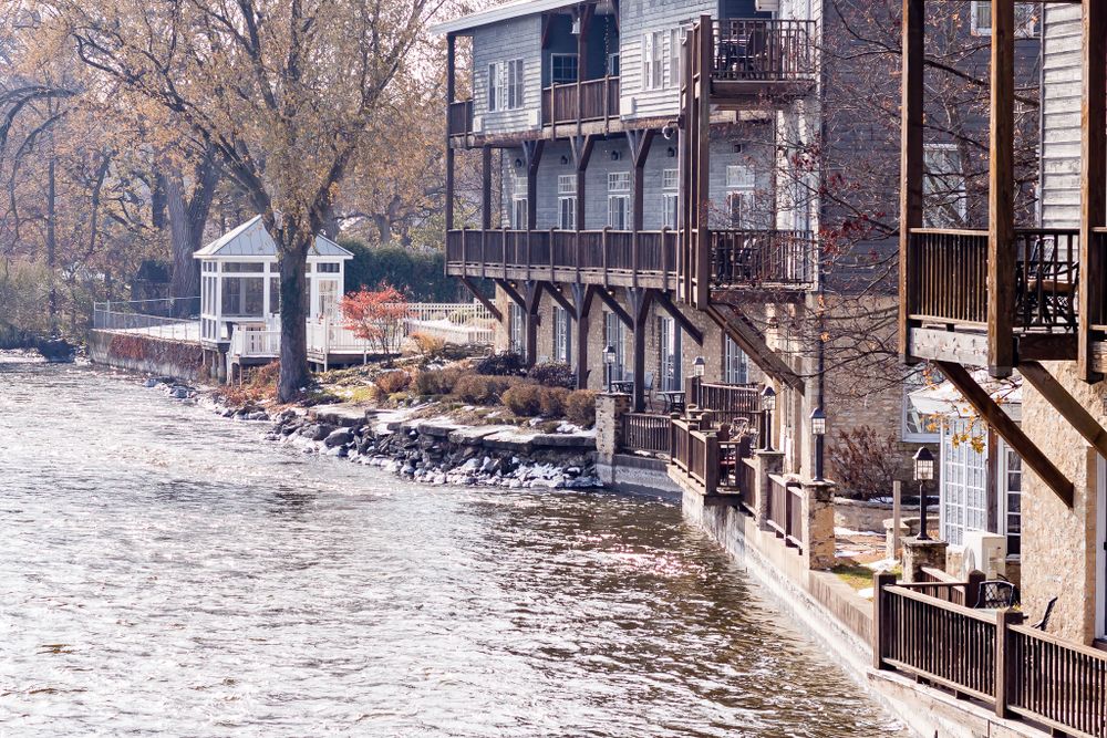 Landscape photography on Geneva, IL riverfront