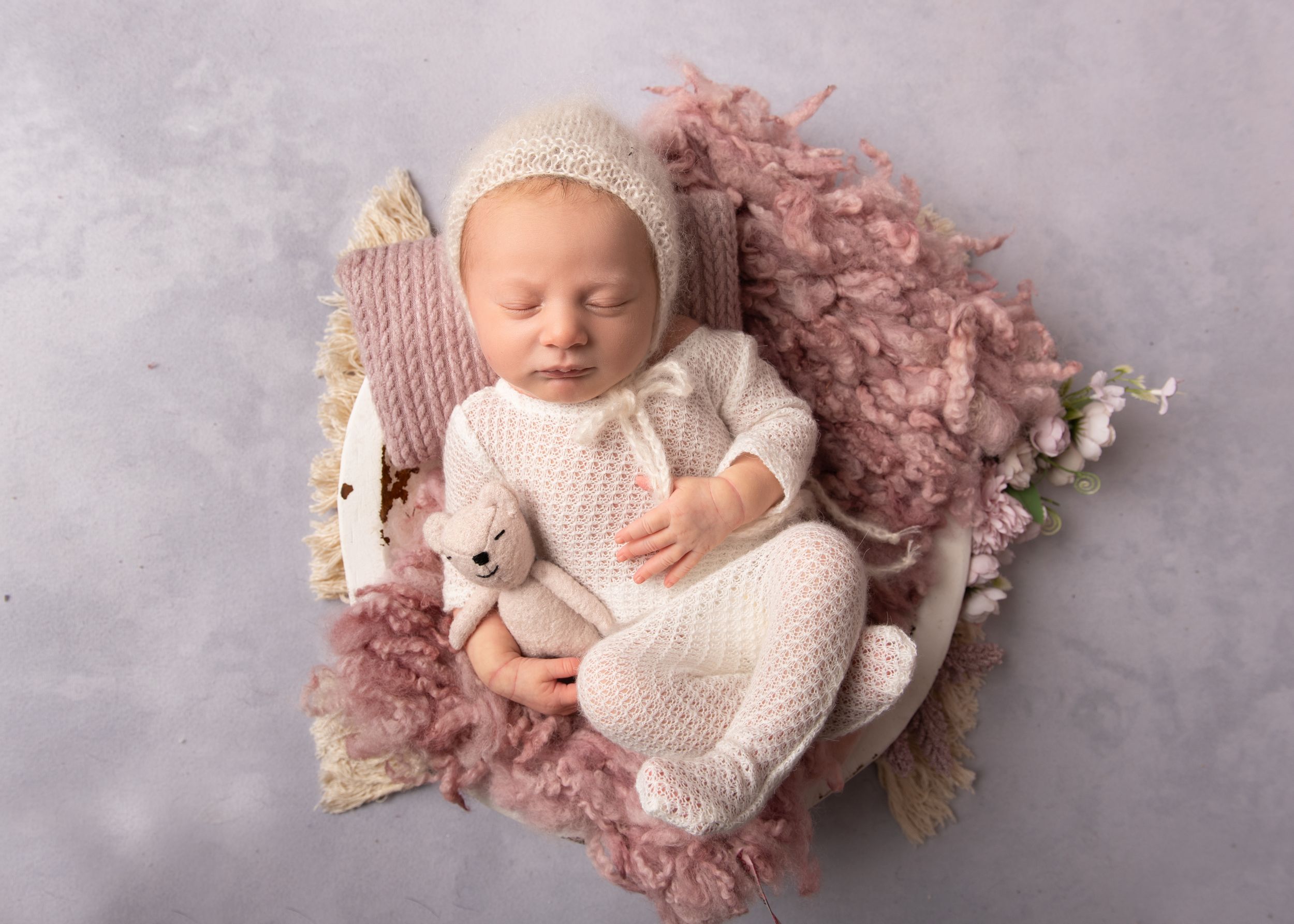 Bromsgrove Worcester newborn baby photoshoot photos pictures