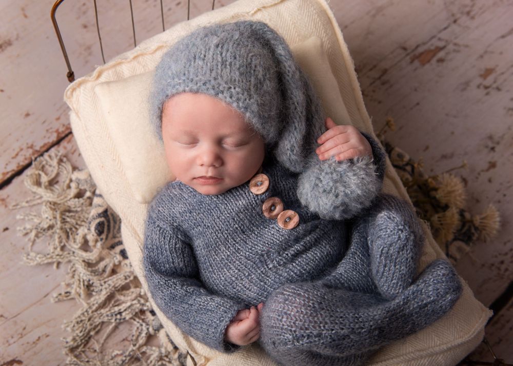 Bromsgrove Worcester newborn baby photoshoot photos pictures