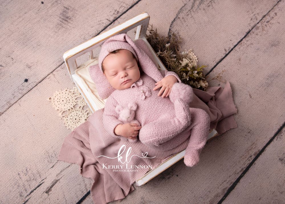 Bromsgrove Worcester newborn baby photoshoot photos pictures