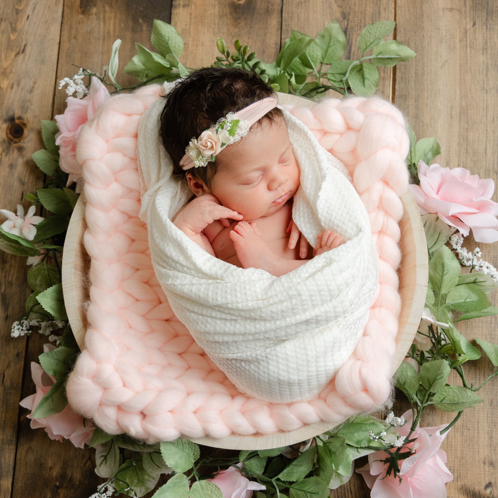 I'm a family photographer in Oxford, OH near miami university specializing in newborn photography, cake smash photography and families