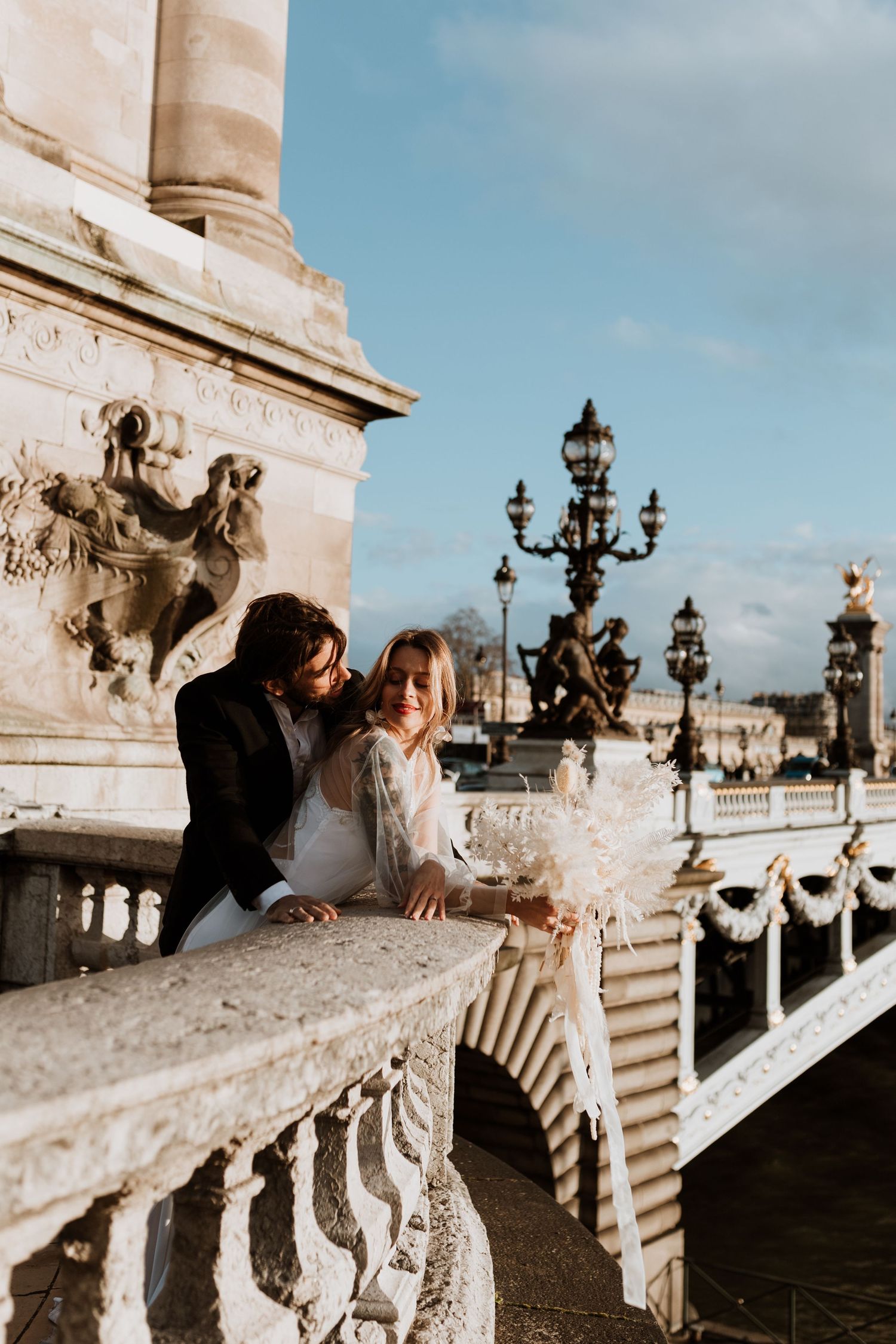 Couples portraits on Pont Alexandre Bridge, Paris