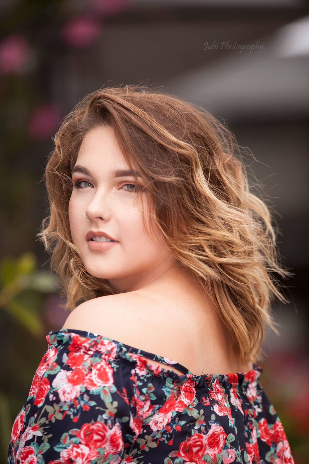 Knoxville senior photographer, knoxville graduation photographer, knoxville UTK photographer, graduation knoxville TN