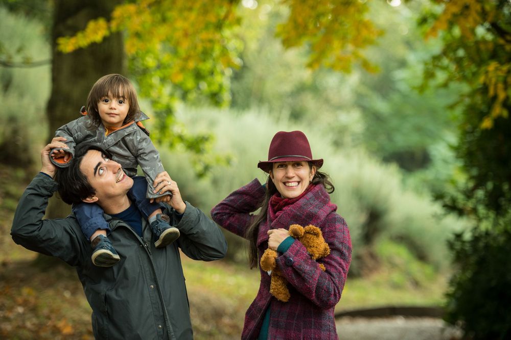 Relaxed portrait session in Richmond of parents with son on a walk