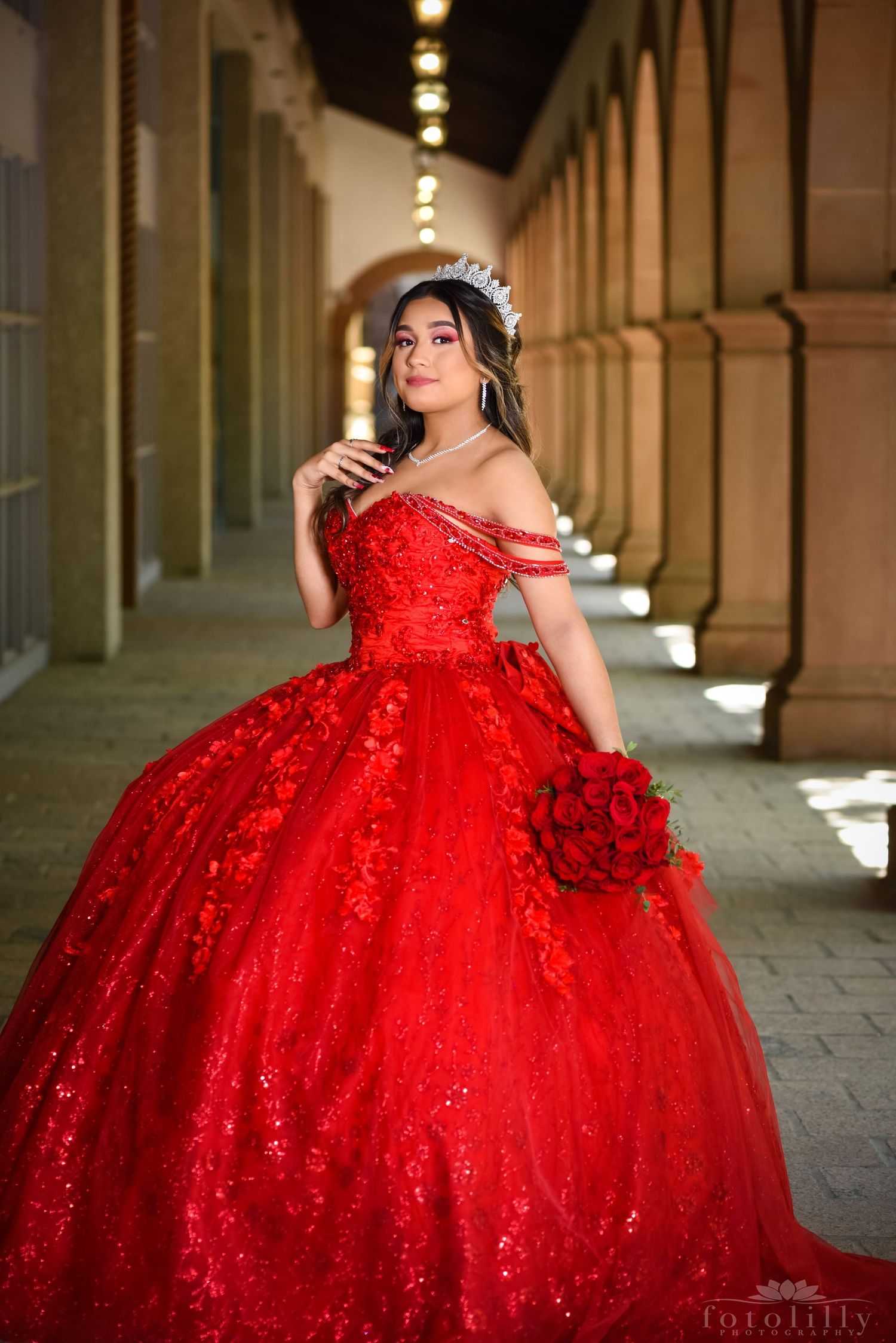 QUINCE IN A RED QUINCE DRESS PHOTOSHOOT QUINCEANERA PHOTOGRAPHY FOTOLILLY PHOTOGRAPHY DFW’S BEST QUINCE PHOTOGRAPHERS