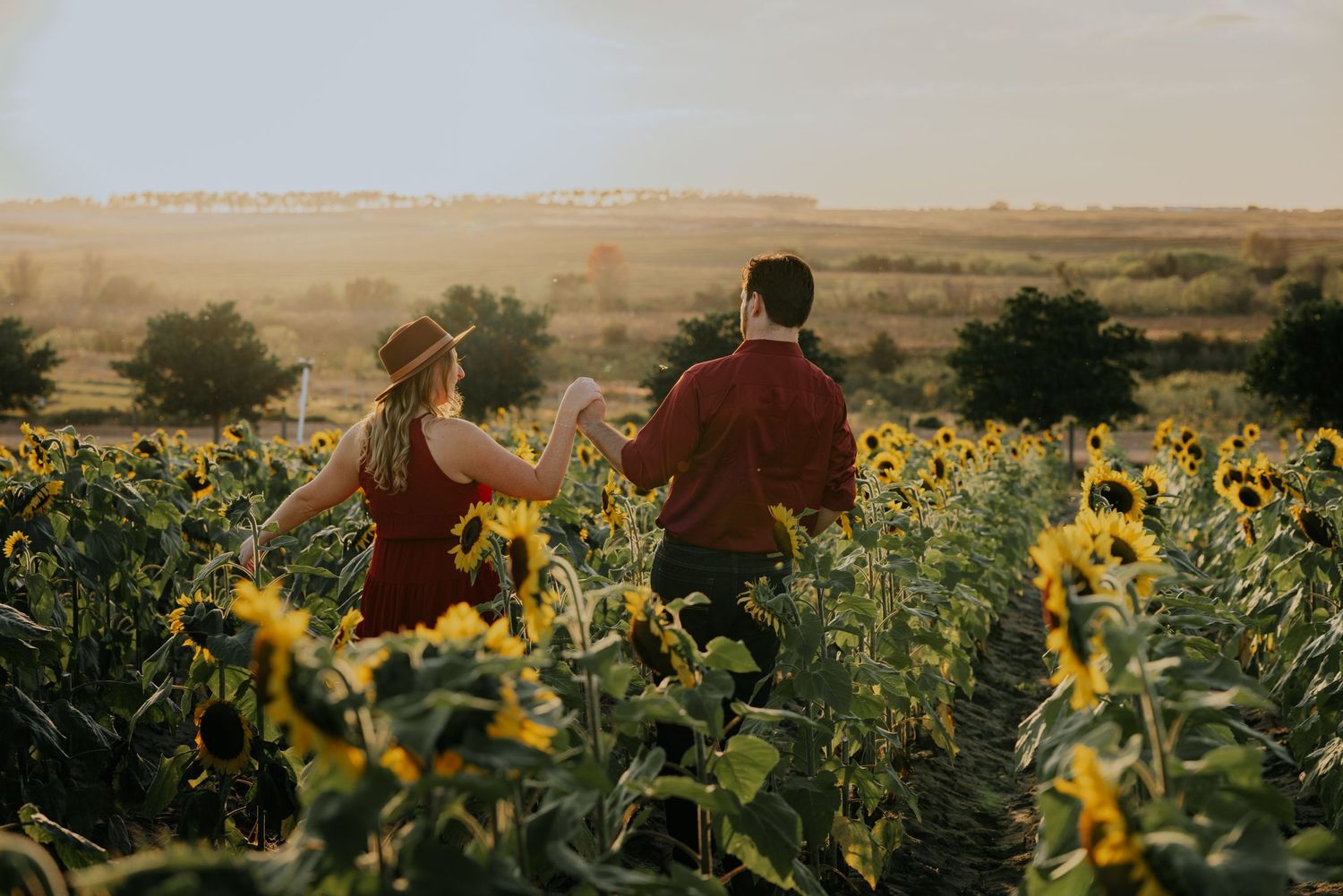 Sunflower Magic: Family & Couple Mini Photo Sessions at Southern Hill Farms in Clermont, FL
