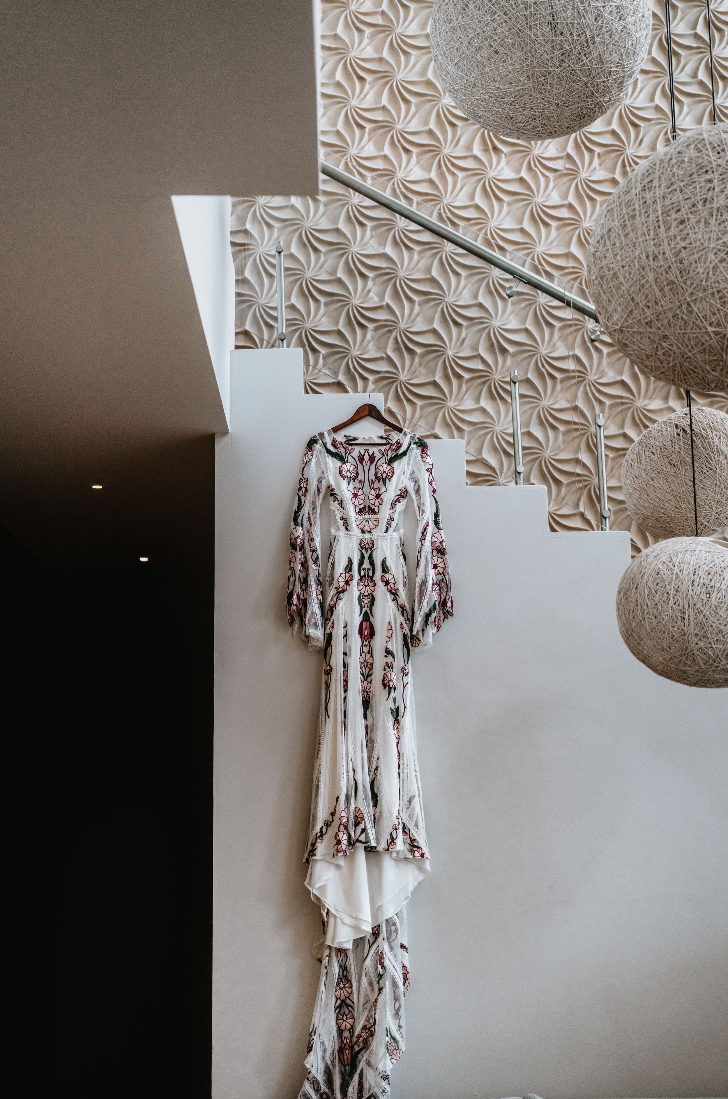 Destination wedding detail photos (6 of 11)