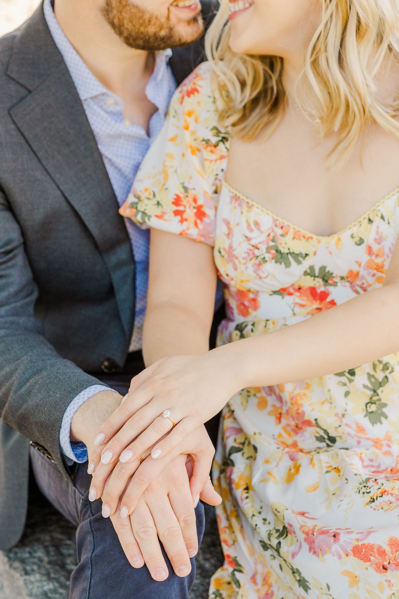 MEADOWLARK GARDENS ENGAGEMENT PICTURES