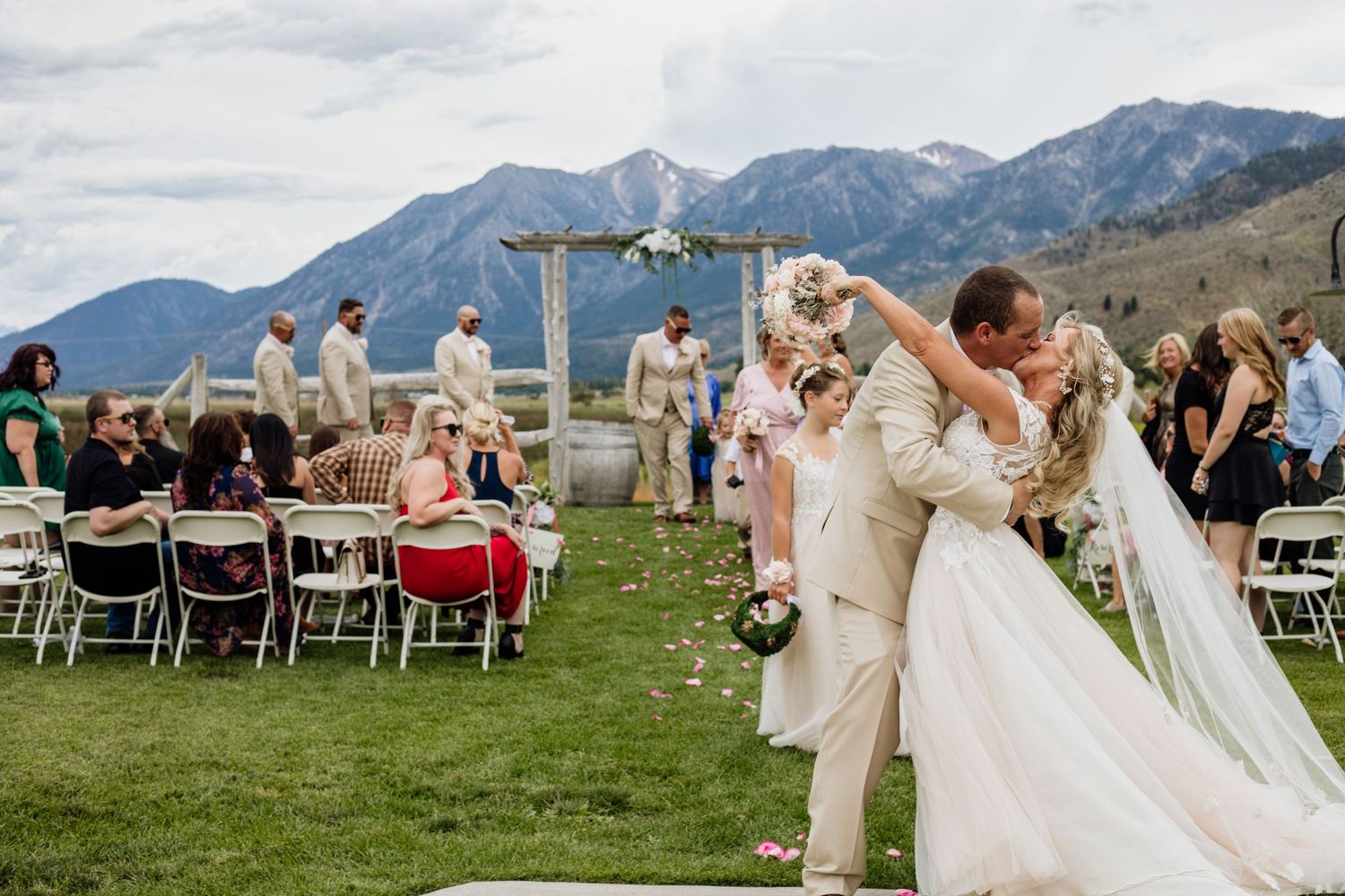 Genoa Wedding Bride and Groom kissing at David Walley's Hot Spring Resort