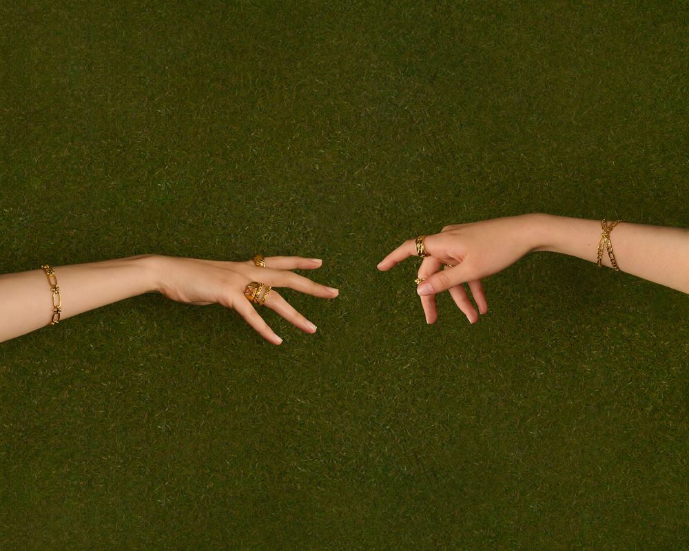 Jewelry Photography by Dominik Zky Photography