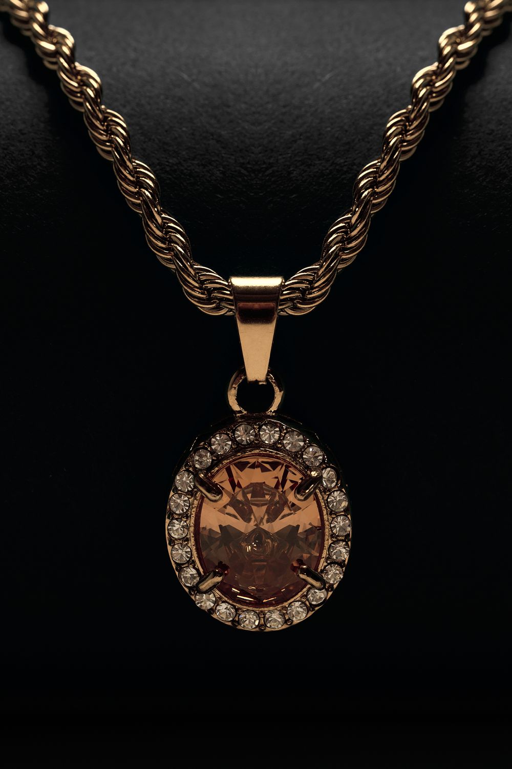 Jewelry Photography by Dominik Zky Photography