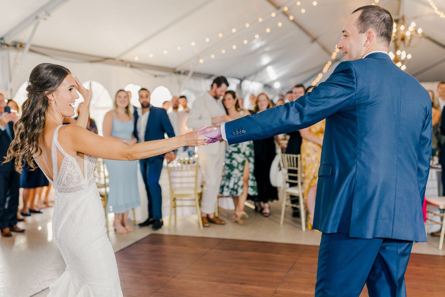 RUST MANOR HOUSE LEESBURG VIRGINIA WEDDING PICTURES RECEPTION