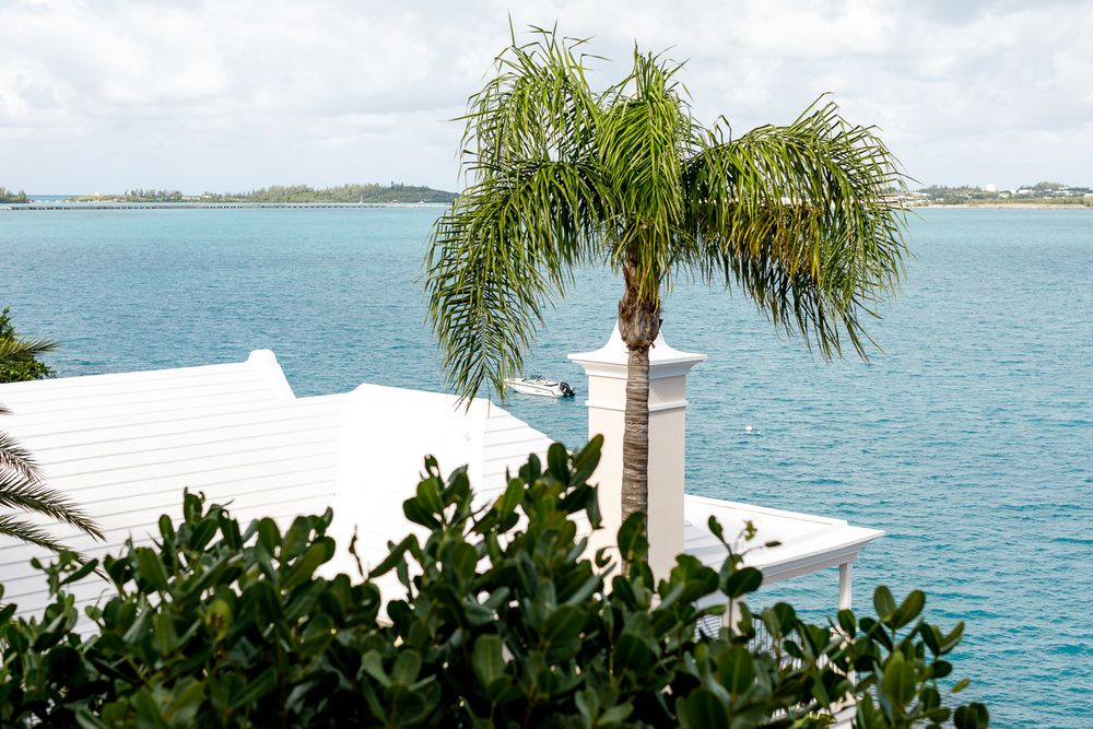 Bermuda wedding photographer beach wedding photography elope