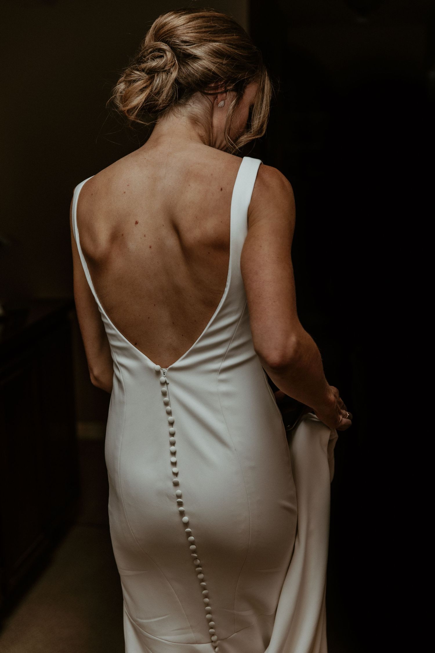 satin-wedding-dress-chic-timeless-misha-velasquez-editorial