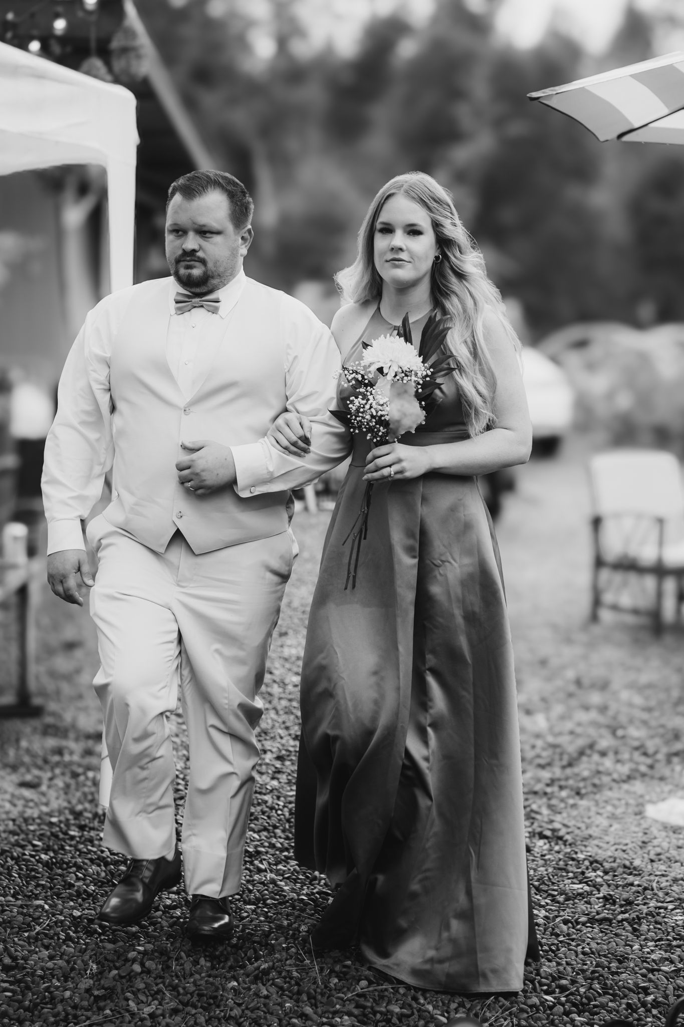 best man and maid of honor enter