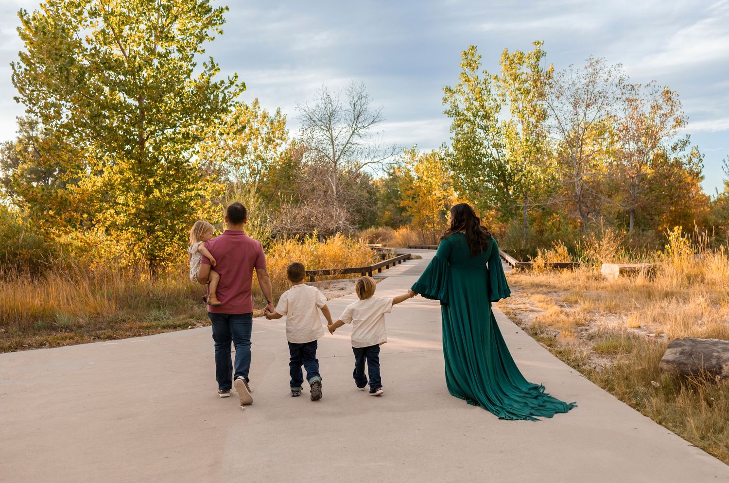 beautiful mom to be, maternity photoshoot at sunset on cherry creek trail parker colorado,family & maternity photography