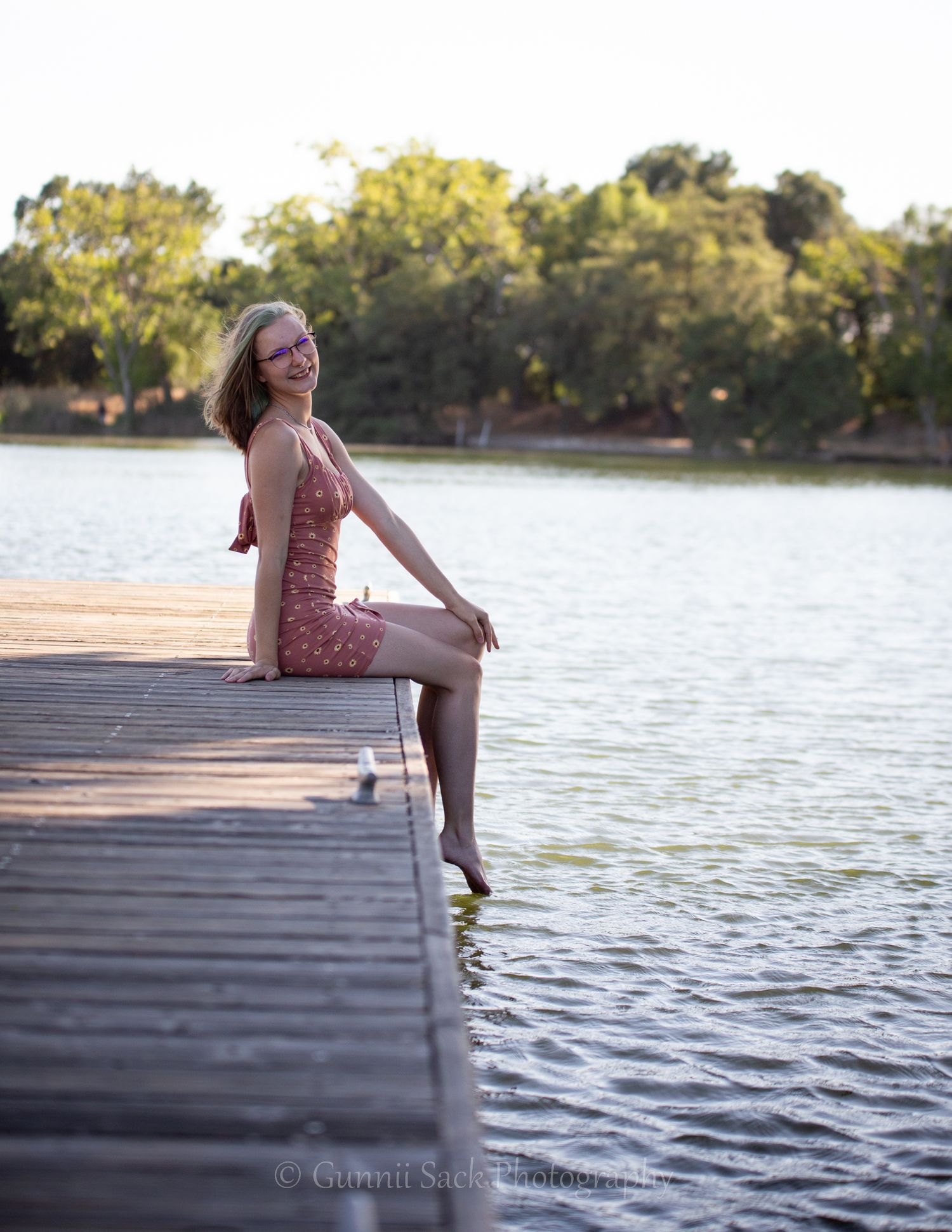 gunnii sack photography, lodi lake, class of 2022, senior session, windy day,