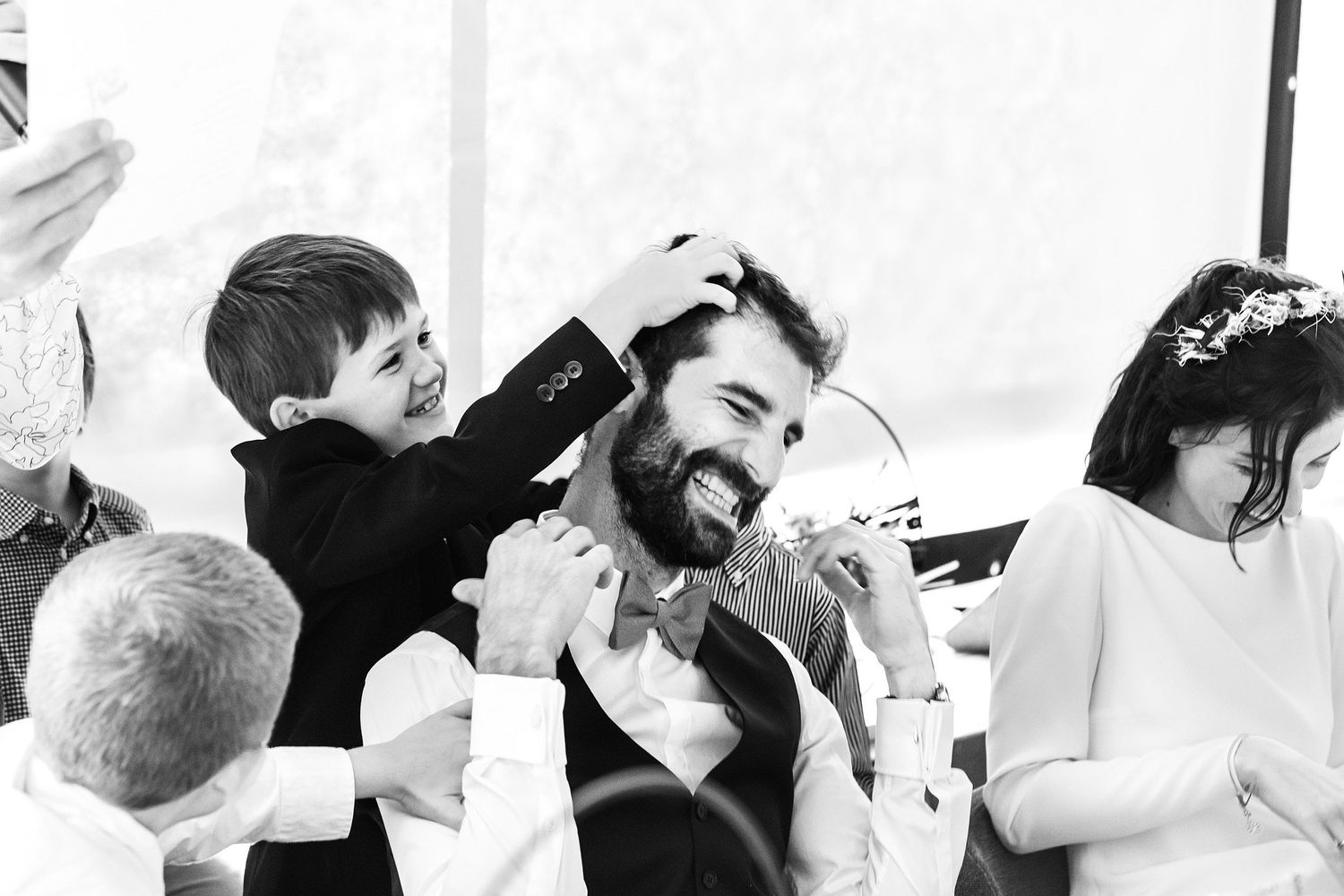 TLOOK photographe de mariage de style documentaire, Chetzeron à Crans-Montana soirée portraits