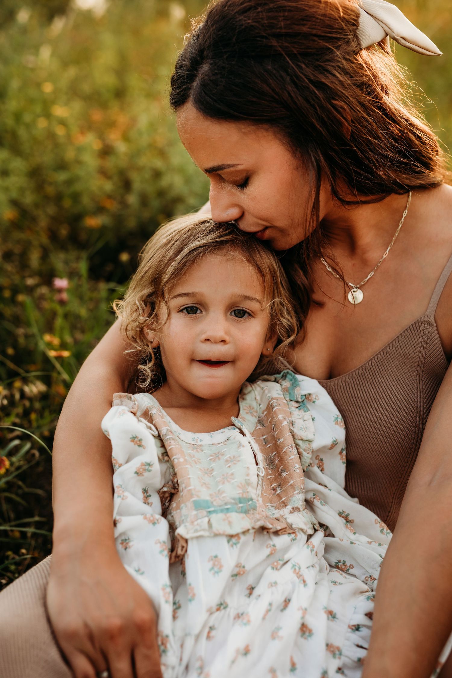 family pictures in wildflowers in New brunfels Texas