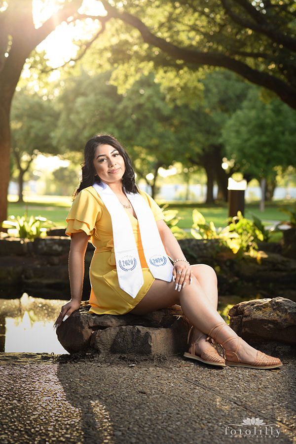 Maria's Senior Photoshoot at the Theological Seminary Garden fotolilly photography senior portrait packages.