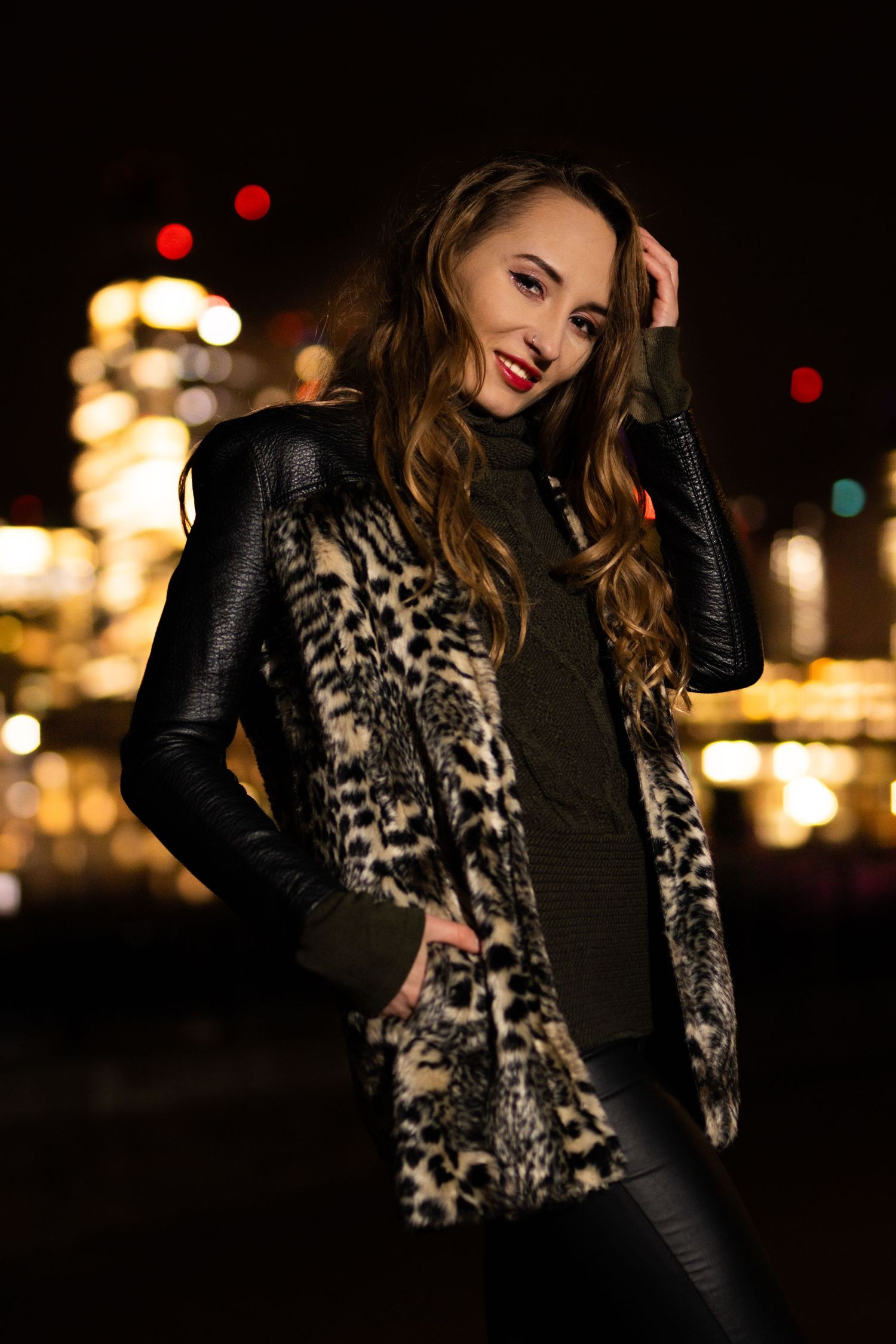 Jasmine High Polish Fashion model photoshoot at night St. Paul's cathedra;