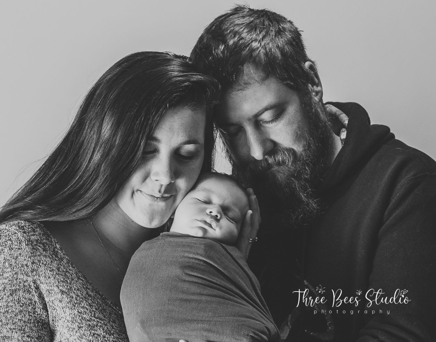 newborn photography, quinte west, trenton, brighton, cobourg ontario, family photos, photography, studio photography,