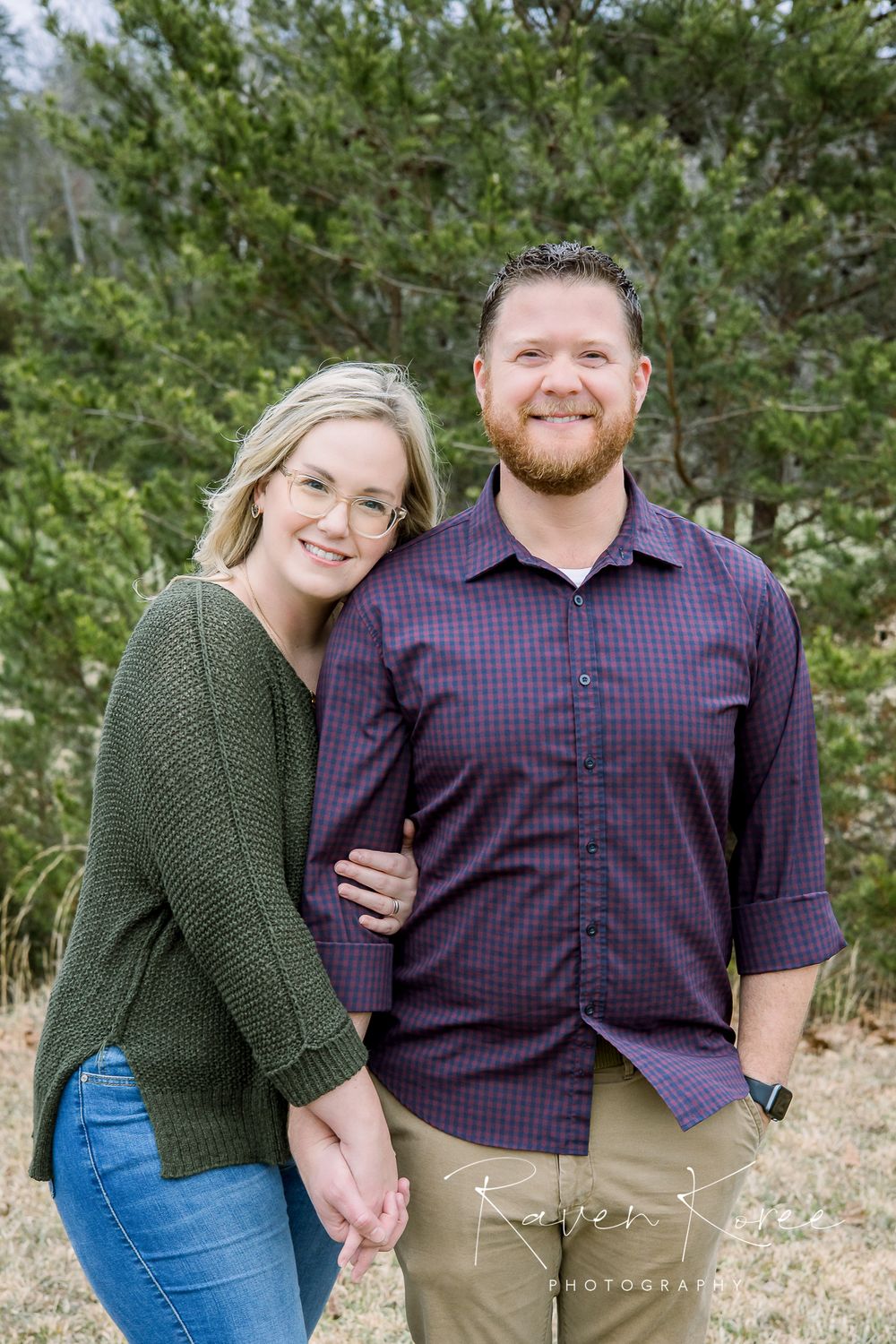 Couple in love photo session outdoors in Knoxville Tennessee