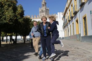 retrato de familia barrio santa cruz sevilla
