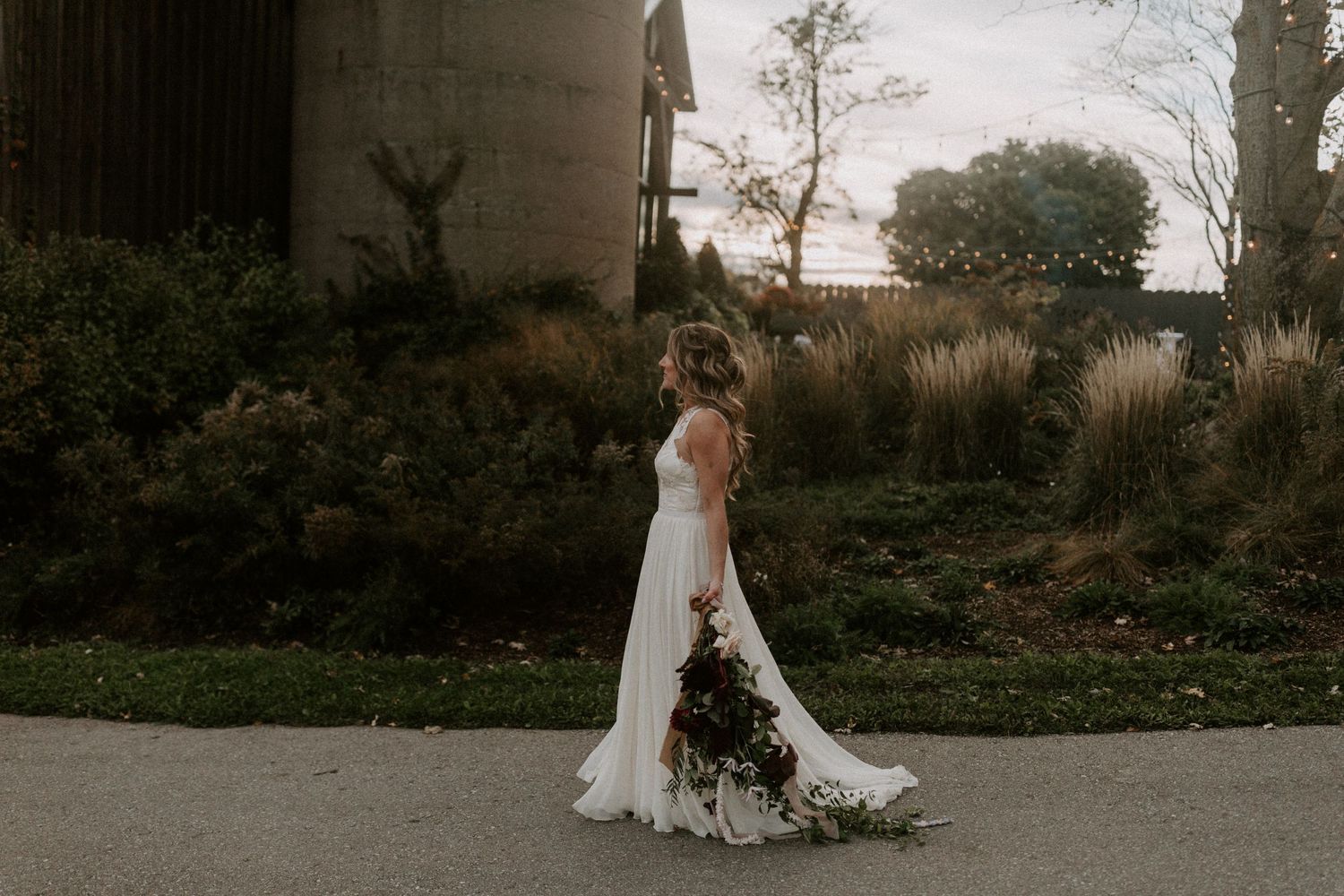 earth to table farm wedding photography candid