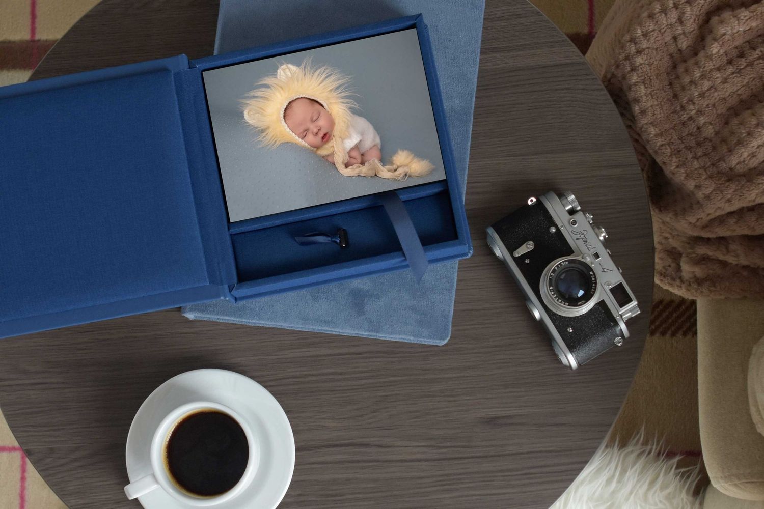 #newbornphotoshoot #wigannewbornphotoshoot #newbornphotographer #wigannewbornphotographer #northwestnewbornphotographer