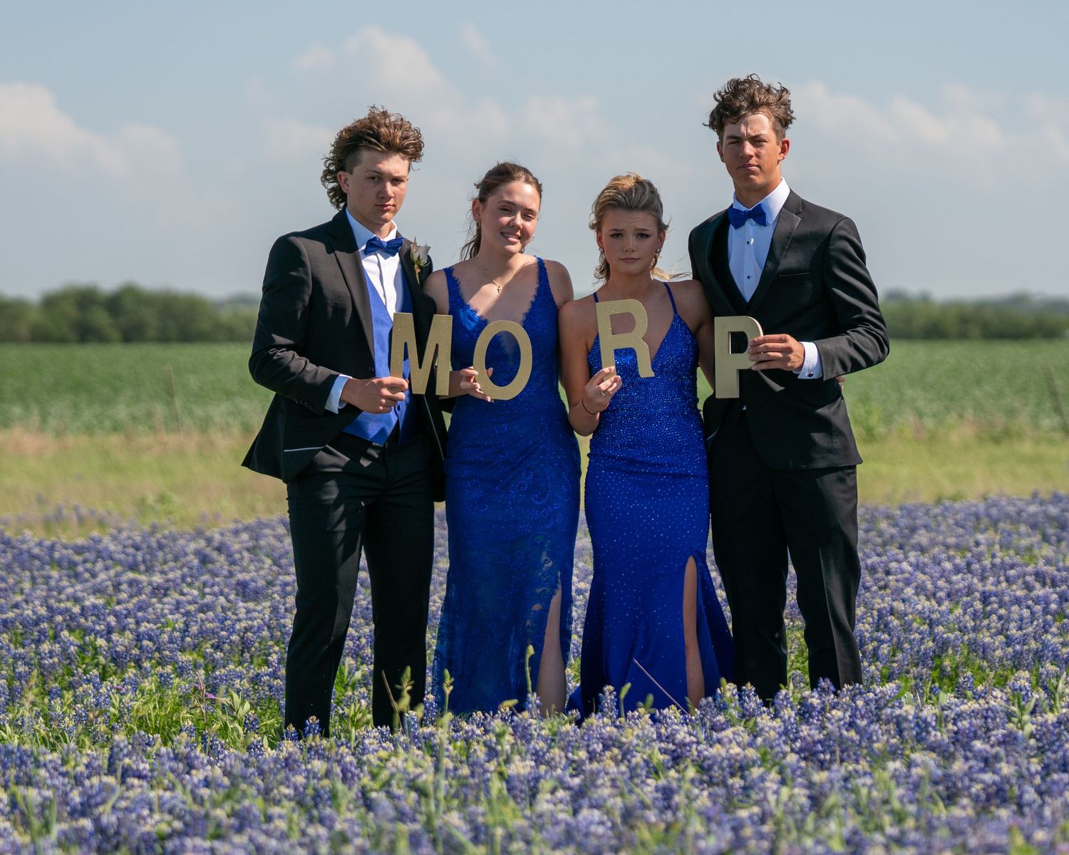 Prom photo bluebonnets