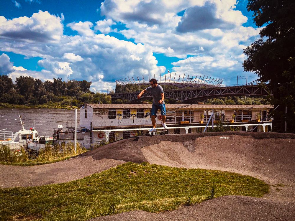 Skateboarding Warsaw Joe Kuttler photography