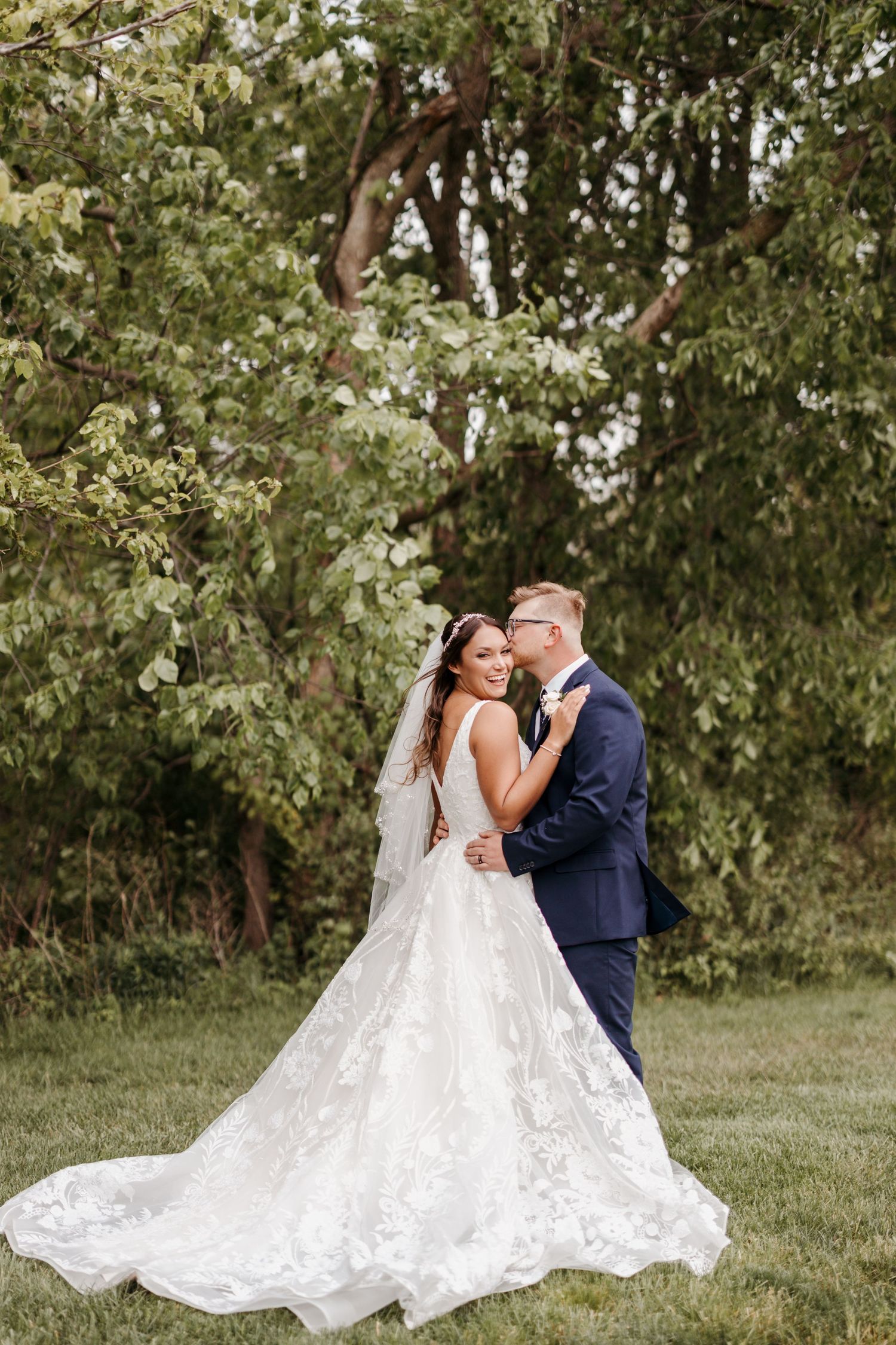 Ohio Wedding, Ohio Photographer, Wedding Photographer, The Palm Tree Barn, Bride and Groom Photos