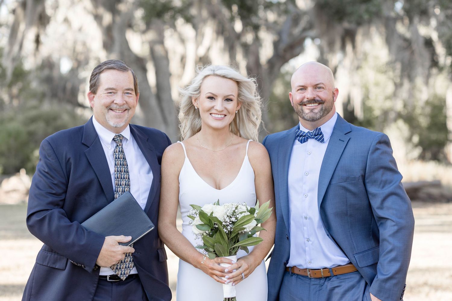 bride and groom elopement at Fontainebleau state park f/a Baton Rouge wedding photographer