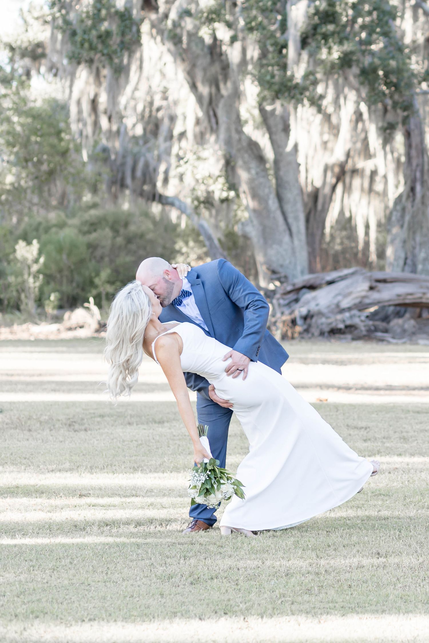 bride and groom elopement at Fontainebleau state park f/a Baton Rouge wedding photographer