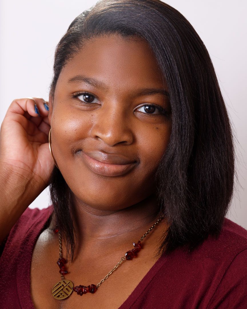 Photo of Phoenix portrait photographer Q'Mariha Lewis of Q Lewis Photography