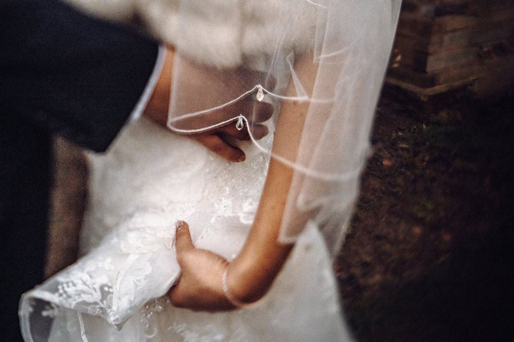Veil shot blog by Rose and Rainbow Photography