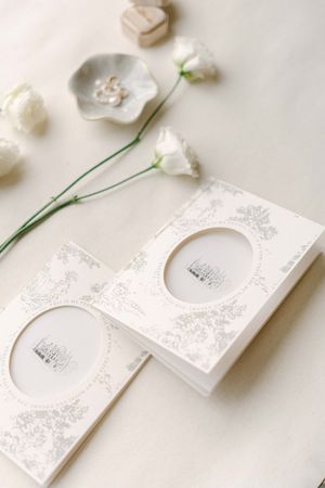 Beautiful wedding invitations in olive colour scheme. Switzerland wedding photographer. Schloss Schadau. Schweizer Hochzeitfotograf