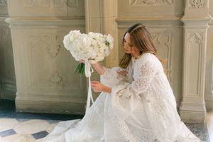 Schloss Schadau wedding. Bride with her flowers before the wedding. Schweizer Hochzeitsfotograf.