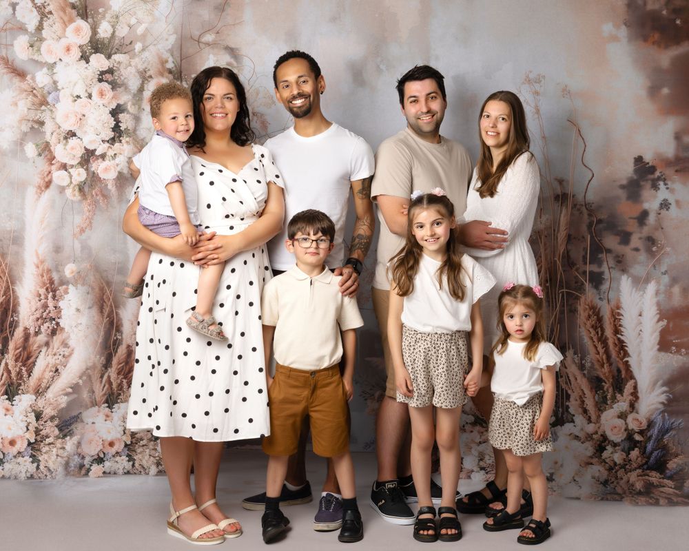 extended family portrait photo