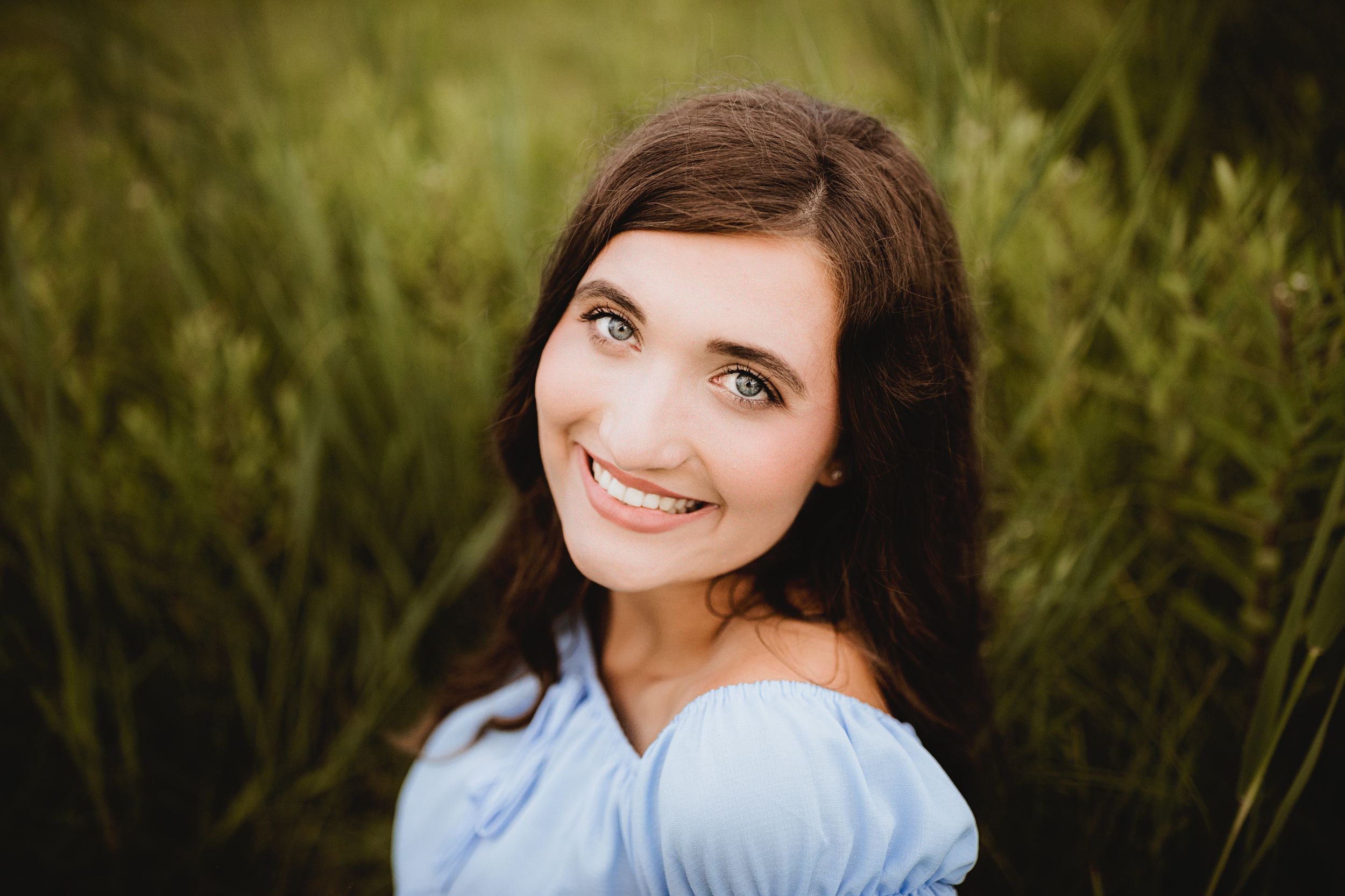 senior portrait photographer Appleton Wisconsin