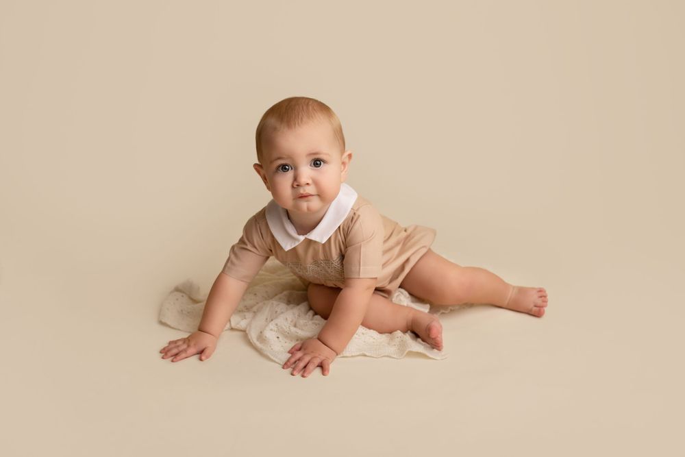 Ayrshire glasgow Renfrewshire first birthday portrait photographer