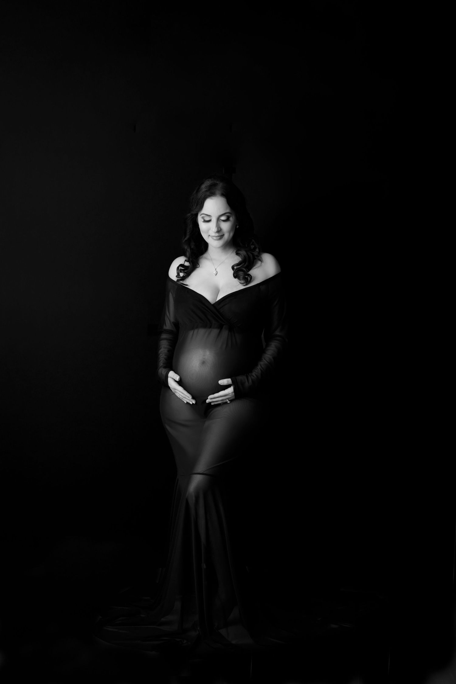 all black maternity photo
