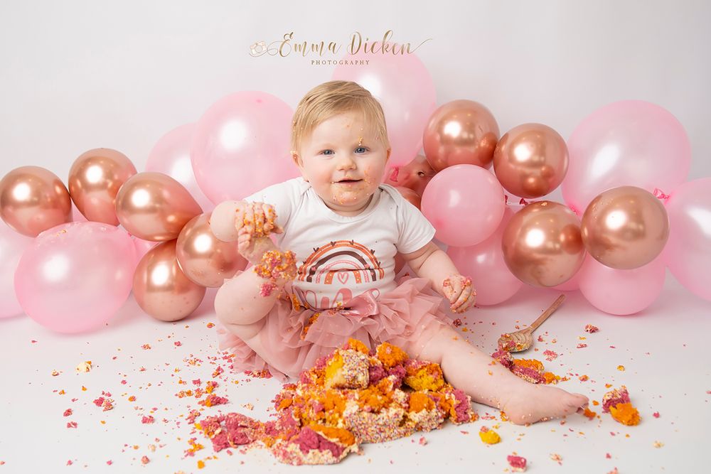 Birthday cake smash for one year old near Selby pink rose gold