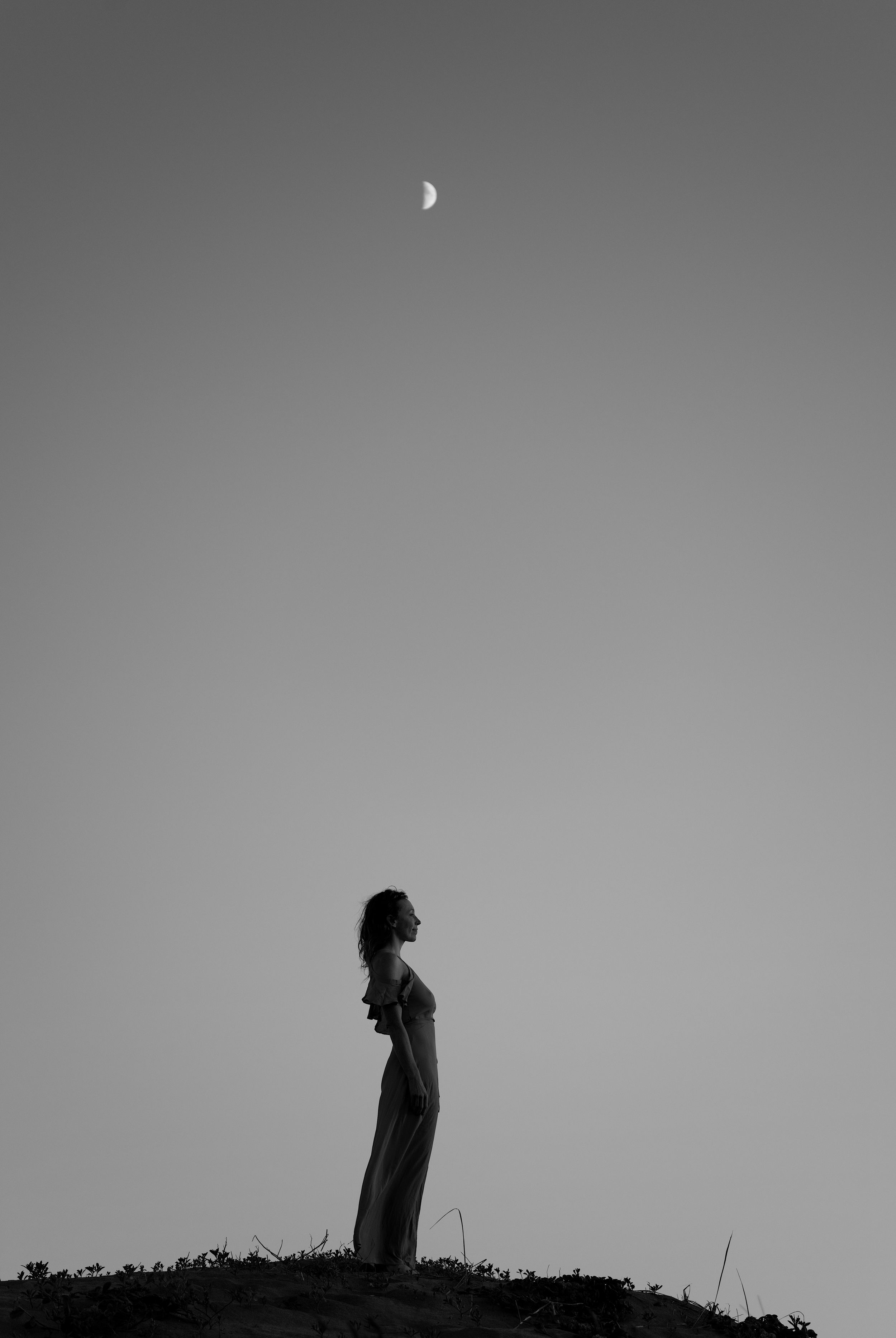 female photographer whistler