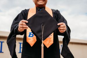 Boise, Idaho Senior Graduation Portrait
