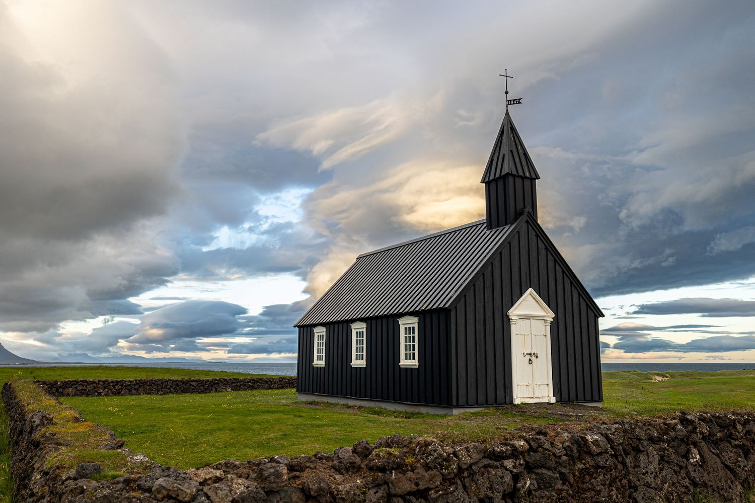 iceland black church custom print