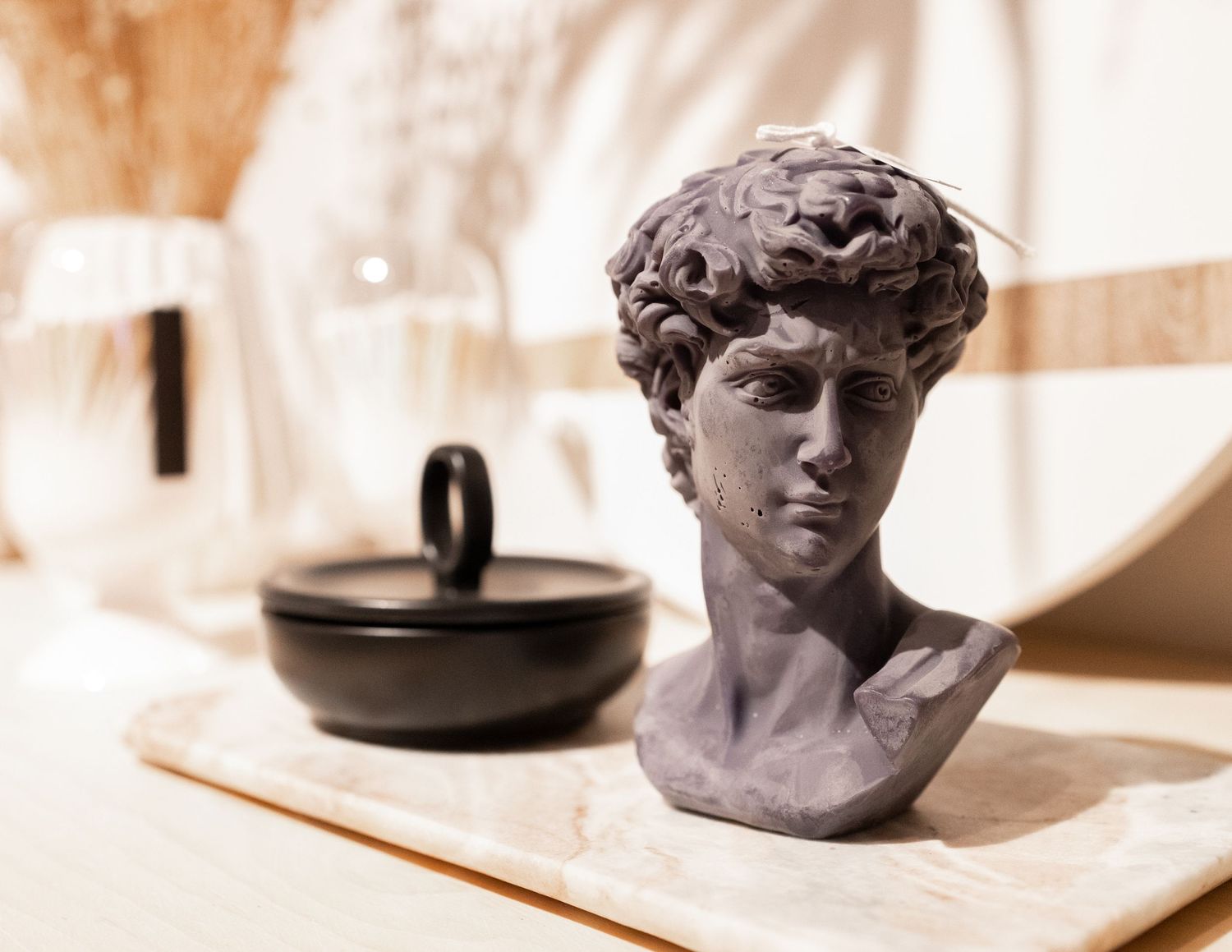 home decor photos at willow and lace home with captured by Thea photography in mount Brydges