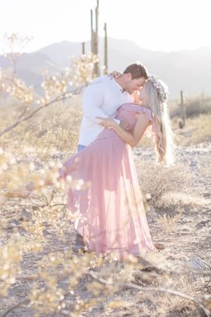 Couples photographer in Knoxville. Light and airy family photos. Outdoor family photos. Family portraits.  Anniversary.