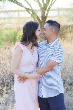 Couples photographer in Knoxville. Couples photo shoot. Anniversary photo shoot. Outdoor couples photographer.